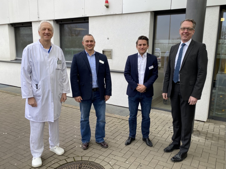Dr. Ralph Kather, Florian Hinz, Christopher Hempel und Dr. Dirk Tenzer (v. li.).