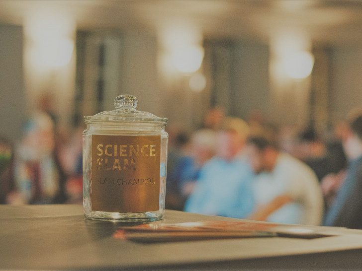 „Science Slam”.
