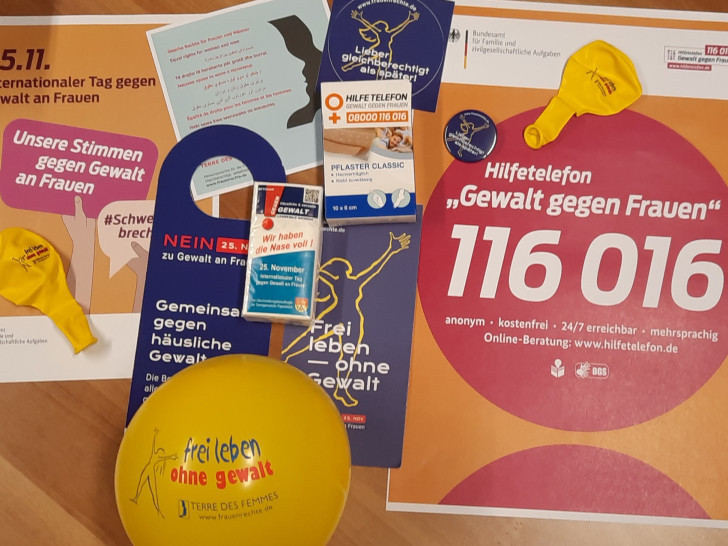 Am 25. November wird reichlich Infomaterial verteilt.