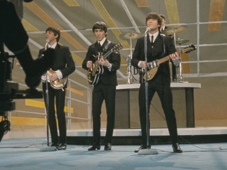 Die Beatles bei einem Auftritt im Jahr 1964 (Archiv)