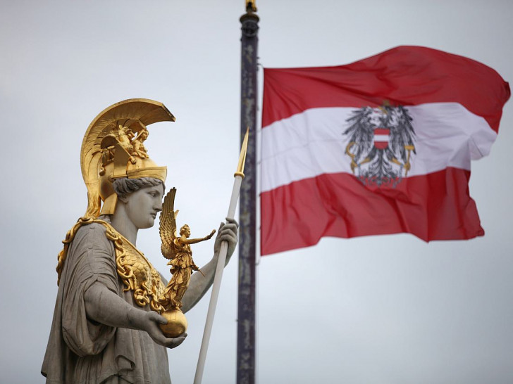 Fahne von Österreich (Archiv)