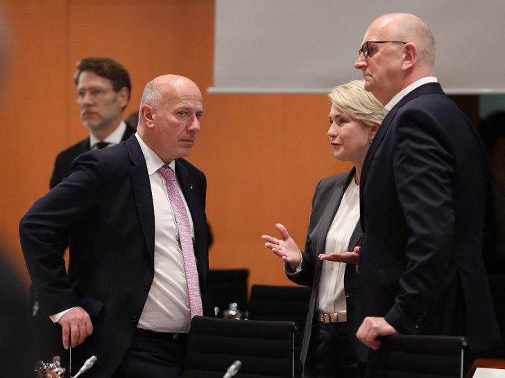 Kai Wegner, Manuela Schwesig und  Dietmar Woidke bei der MPK am 06.11.2023