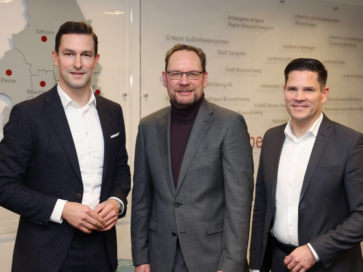 Toni Guggemoos Mulfinger, Thomas Krause und Thomas Ahlswede-Brech (v.l.) leiten künftig gemeinsam die Regionalentwicklungsgesellschaft.