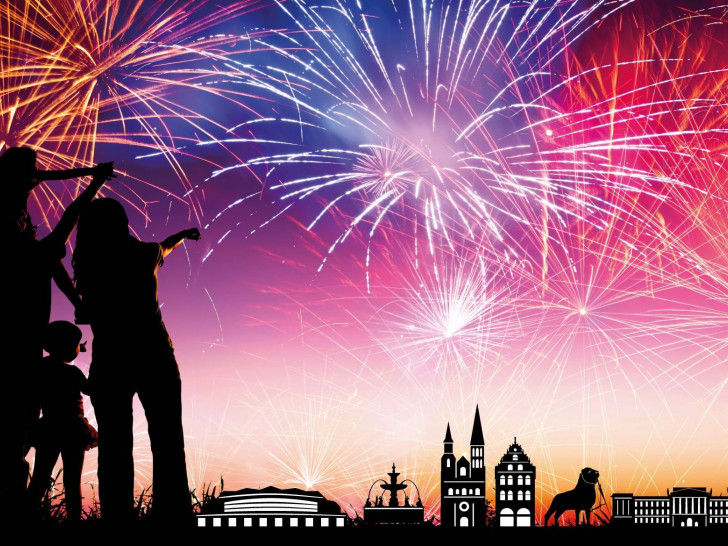 Am Freitagabend wird über Braunschweig ein Feuerwerk gezündet.