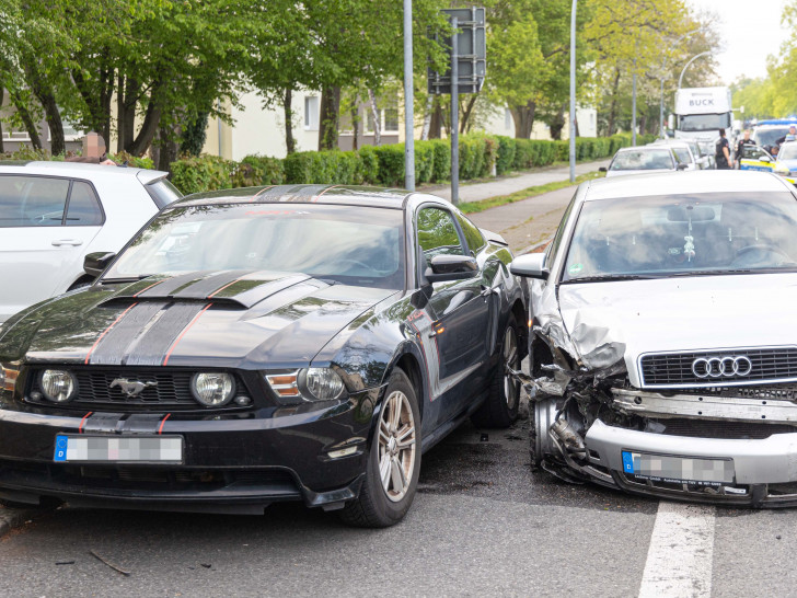 Auf der Albert-Schweitzer-Straße kam es am Sonntag zu einem Unfall.