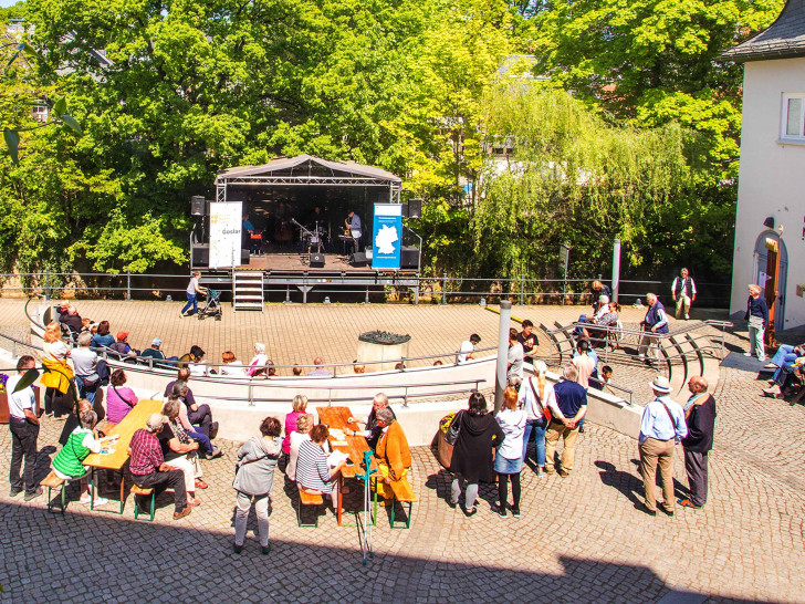 Frühlingsfest 2022: Livemusik und Sonnenschein lockten die Besucherinnen und Besucher an.