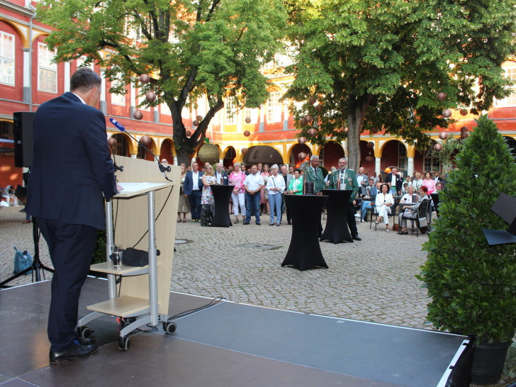 Rund 200 Gästen folgten am Samstag der Einladung von Bürgermeister Ivica Lukanic.