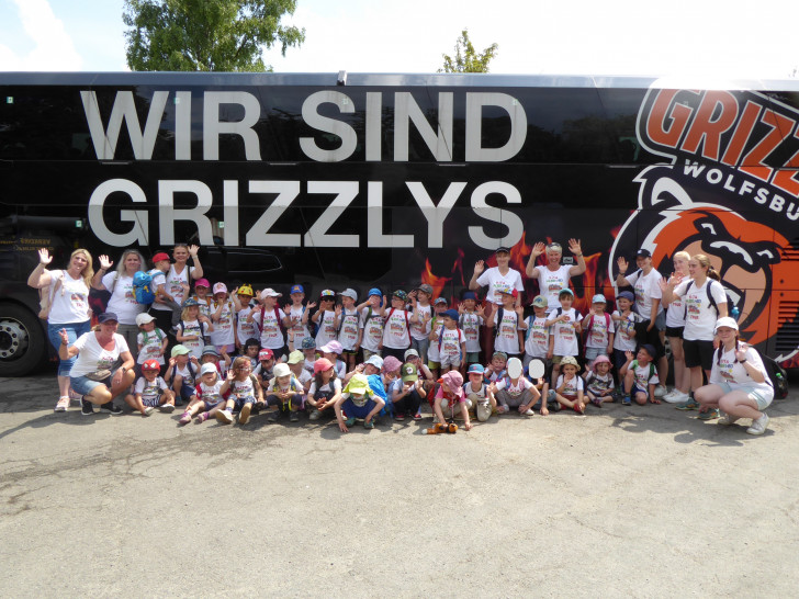 Sommerfahrt mit dem Bus der Wolfsburger Grizzlys.