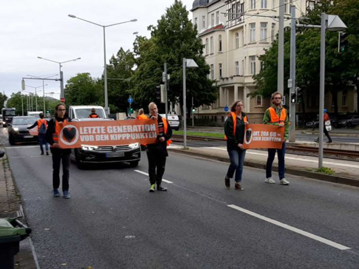 Die Klimaaktivisten zogen durch Braunschweig.