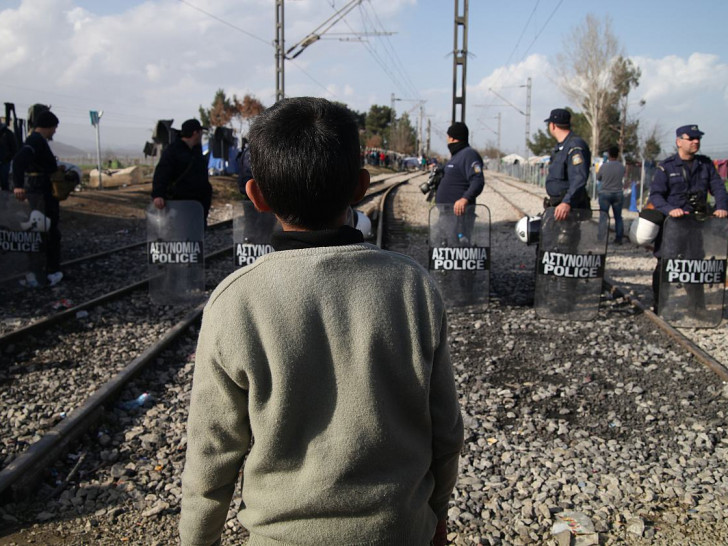Flüchtlingsjunge in Griechenland (Archiv)