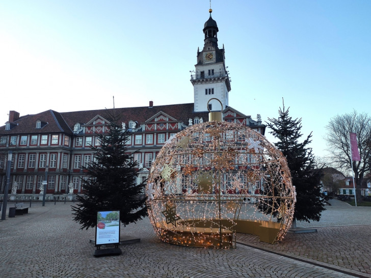 Die "Christmas-Lounge" bei ihrem ersten Auftritt 2022 auf dem Schlossplatz.