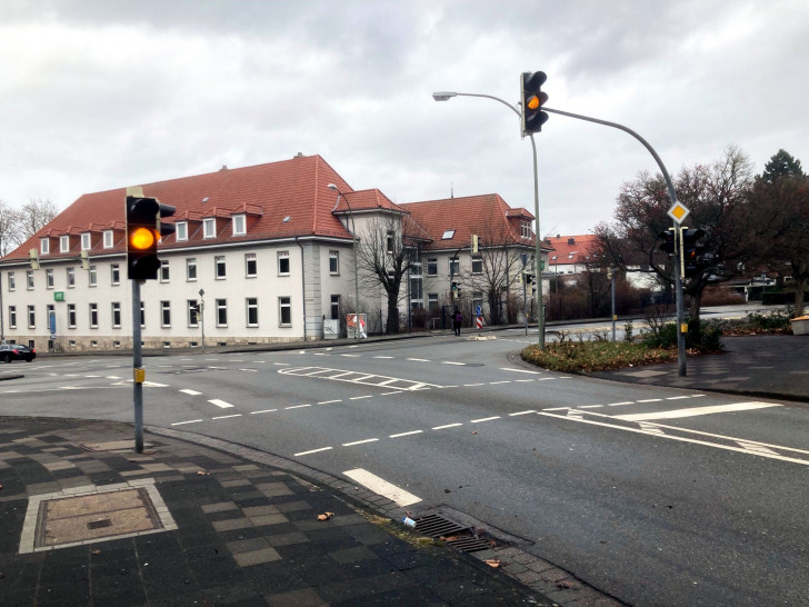  Ab dem 29. Januar kommt es an der Kreuzung Wilhelmstraße, Leuckartstraße, Henkestraße und Elzweg zu Verkehrseinschränkungen für den Fahrzeugverkehr