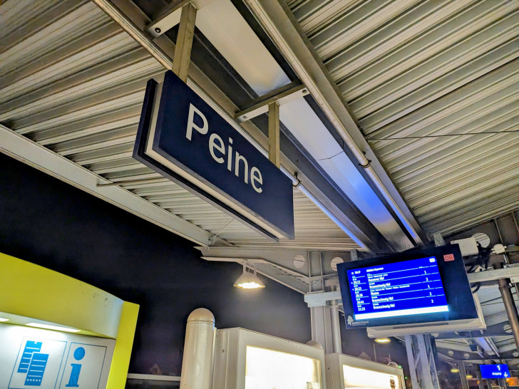 Bahnhof Peine.