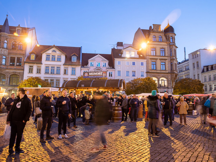 Gemeinsam Mumme genießen: Bei der mummegenussmeile am ersten Novemberwochenende gibt es für Braunschweigerinnen, Braunschweiger und Gäste zahlreiche kulinarische Angebote in der Braunschweiger Innenstadt.