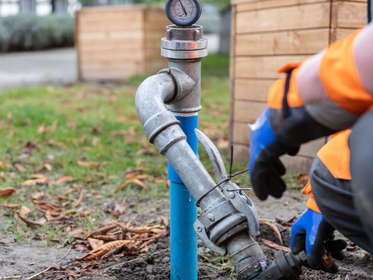 Durch die Betreiberfirma der Pumpenanlage wurden an den betreffenden Stellen die Ventile umgehend geschlossen.