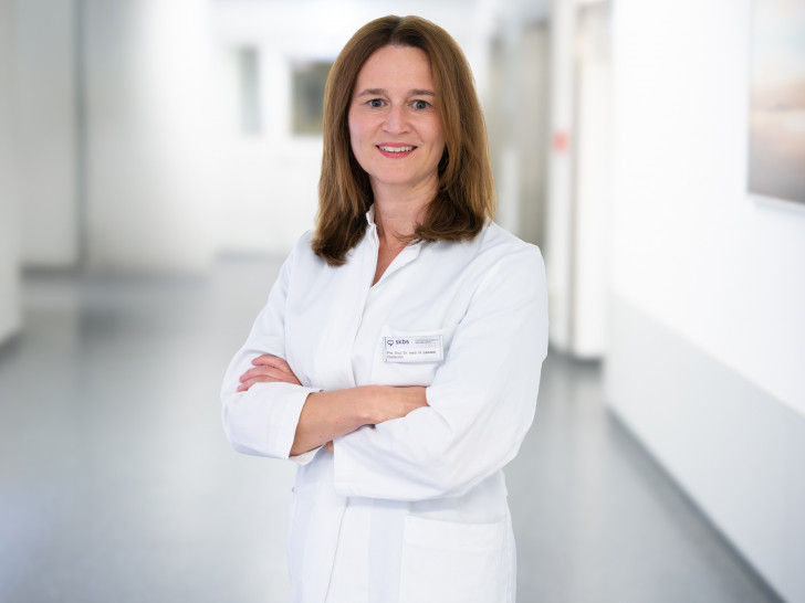 Neue Chefärztin der Medizinischen Klinik I, Klinik für Gastroenterologie, Hepato- logie, Interventionelle Endoskopie und Diabetologie am skbs, Privatdozentin Dr. med. Henrike Lenzen.