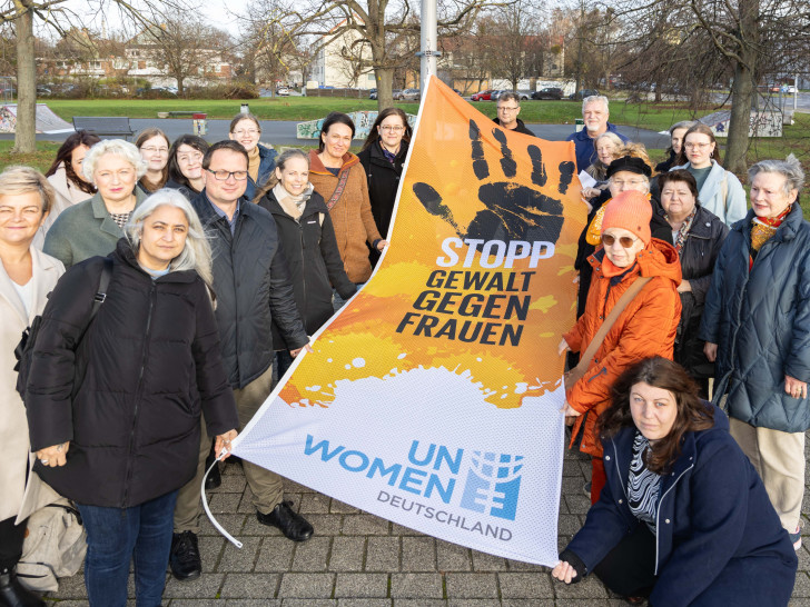 Sie machten aufmerksam und riefen auf, Gewalt gegen Frauen zu stoppen.