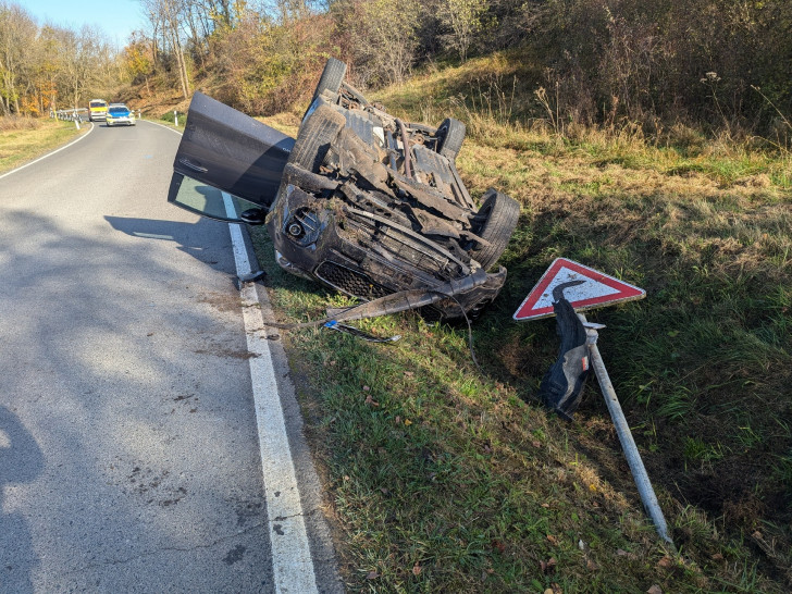 Der Fahrer blieb unverletzt.