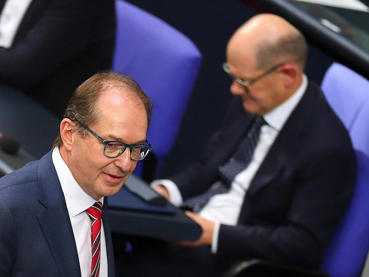 Alexander Dobrindt und Olaf Scholz (Archiv)