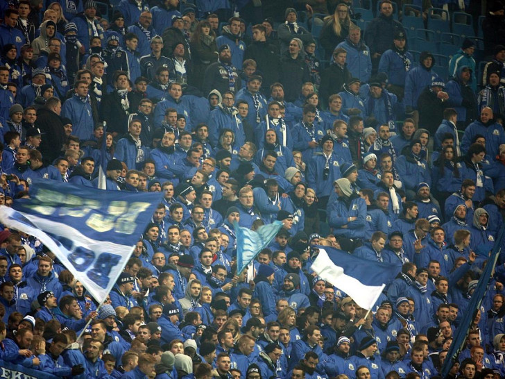 Schalke-Fans (Archiv)