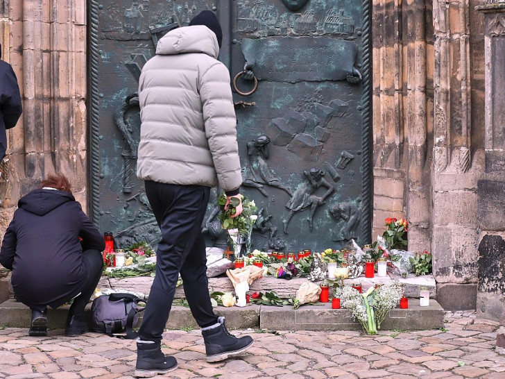 Trauer nach Anschlag auf Magdeburger Weihnachtsmarkt am 21.12.2024