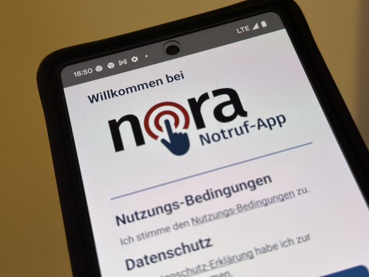 Bundesweite Notruf-App nora steht wieder zum Download bereit.