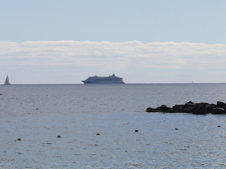 Kreuzfahrtschiff "AIDAsol", gebaut auf der Meyer Werft (Archiv)