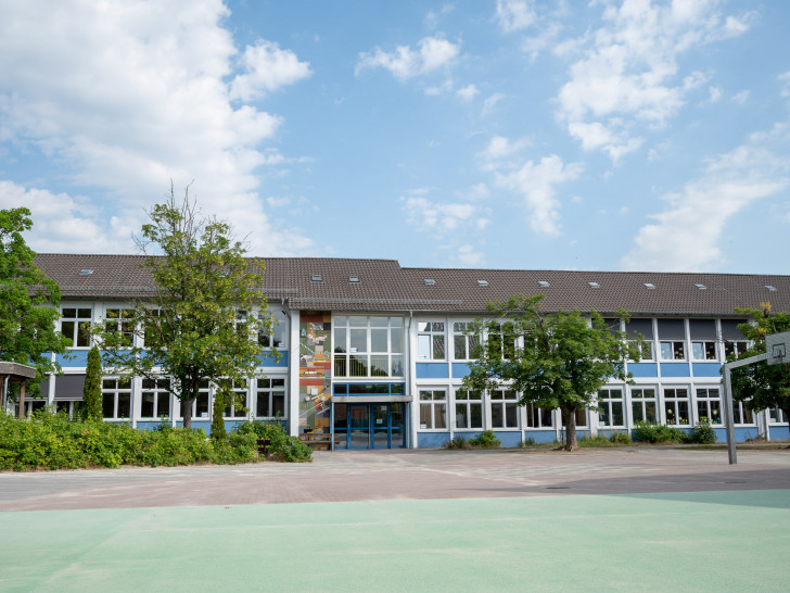 Die Vorträge finden im Schulforum der Grundschule Isenbüttel statt.
