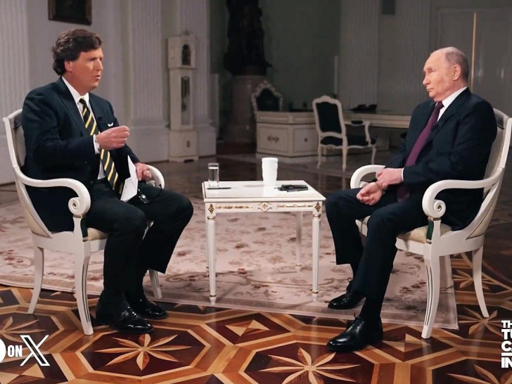 Tucker Carlson interviewt Wladimir Putin am 06.02.2024