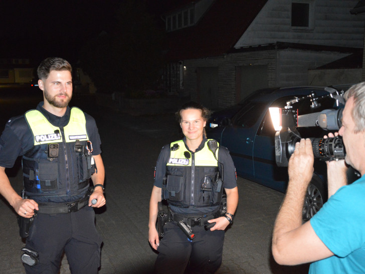 Michael Kaletka und Lisa Schulze von der Polizei Salzgitter.