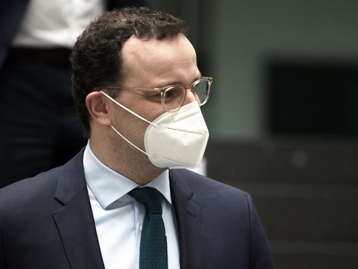 Jens Spahn als Gesundheitsminister mit Atemschutzmaske während der Corona-Pandemie (Archiv)