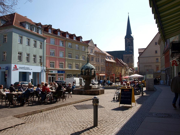 Marktplatz einer Kleinstadt (Aschersleben) (Archiv)