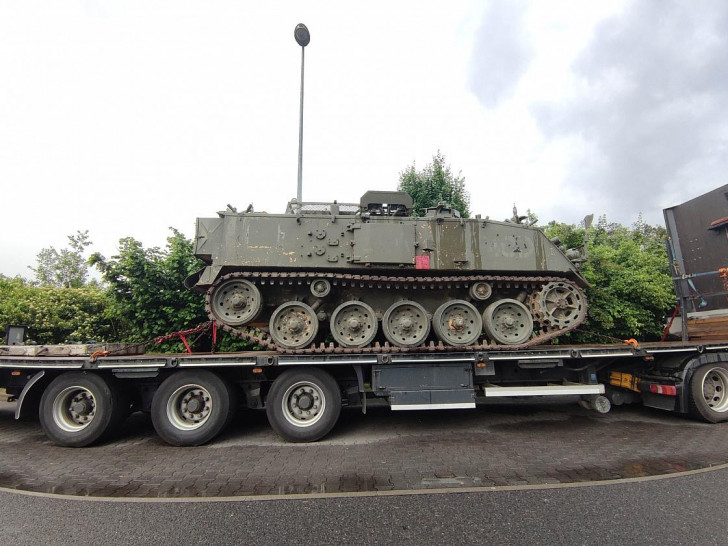 Panzer auf Lkw (Archiv)