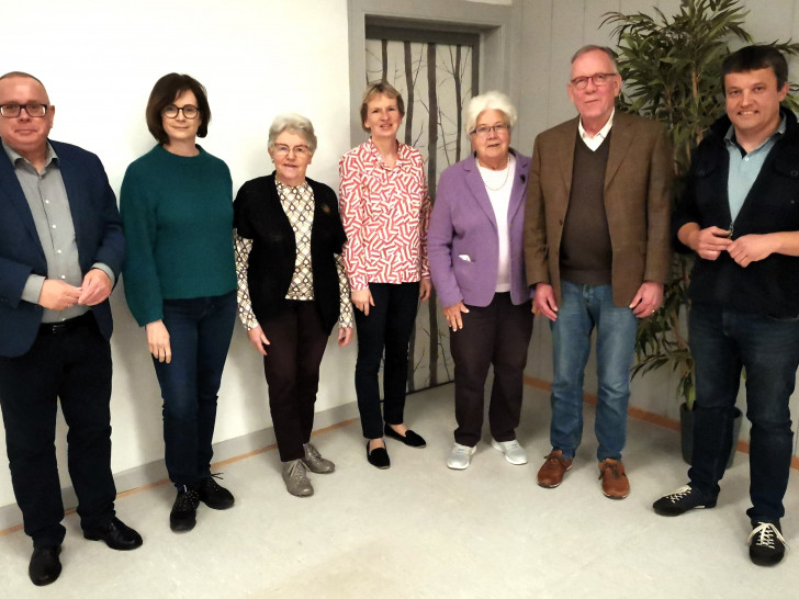 Der Vorstand mit Andreas Meißler, Elke Schwieger, Elisabeth Schwieger, Ingrid Patzelt, Doris Liefner, Christian Hogrefe und Florian Kinne (v. li.).