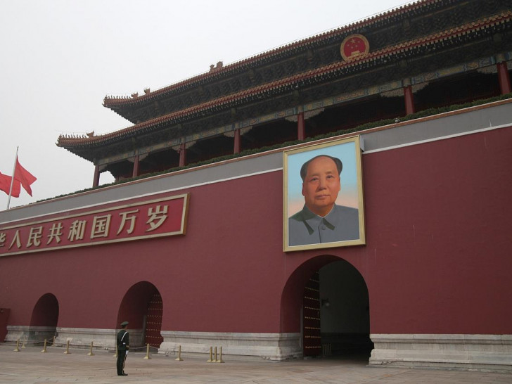 Tor des Himmlischen Friedens mit Bild von Mao Zedong (Archiv)