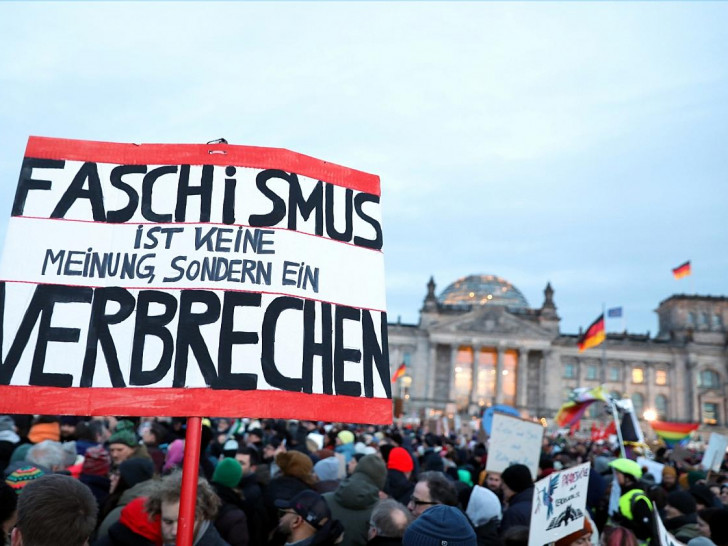 Demo gegen Rechtsextremismus (Archiv)