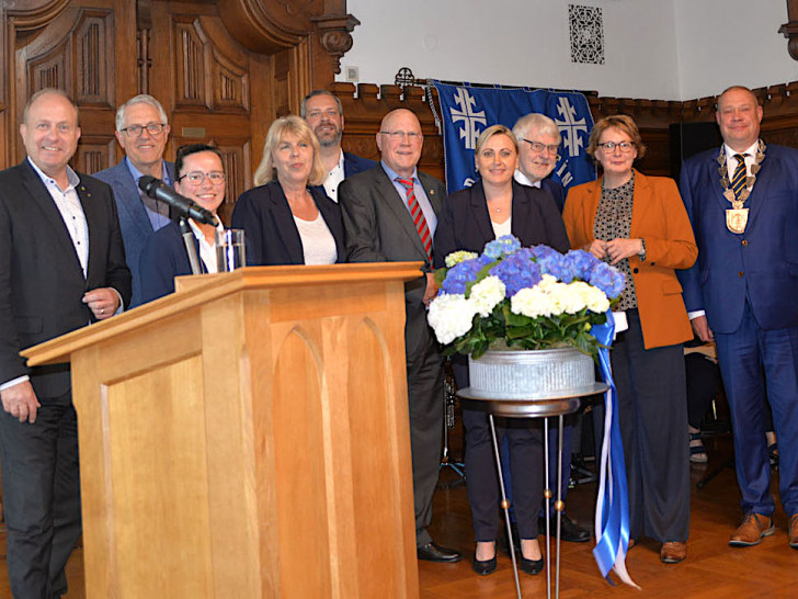 In der festlichen Atmosphäre des historischen Helmstedter Rathaussaals wurde mit einem Festakt der 175-jährige Geburtstag des TSV Germania gefeiert. 