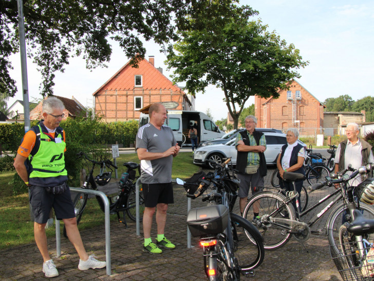 Sommertour 2023 mit Landrat Gerhard Radeck (mittig).