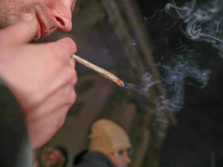 Cannabis-Konsum beim "Smoke-in" am 1. April (Archiv)