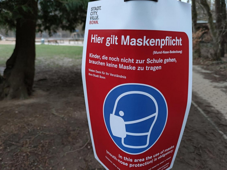 Hinweis auf Maskenpflicht (Archiv)