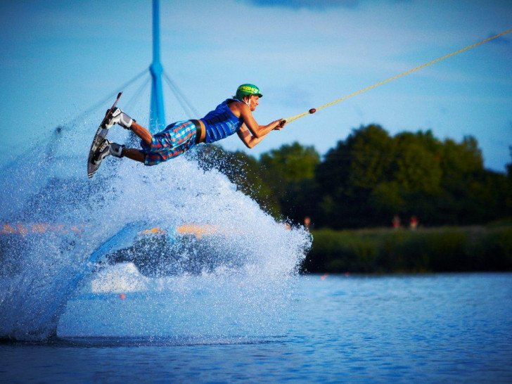 Vom 9. bis 11. August werden die besten Deutschen Wakeboarder am Salzgittersee ihr Können zeigen. 