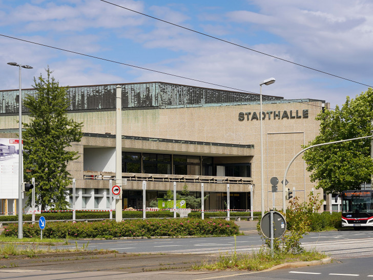 Die Stadthalle soll umfassend saniert werden. 