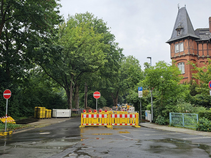 Am Harztorwall gehen die Bauarbeiten weiter. 