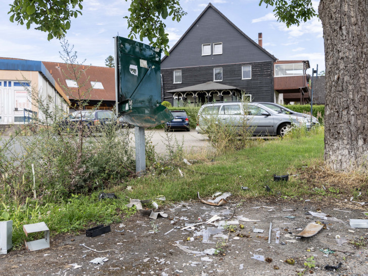 Von dem Automaten blieb nicht viel übrig.