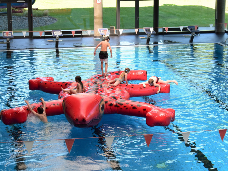 Dieses große Wassermonster könnte auch zum Jubiläum auftauchen.