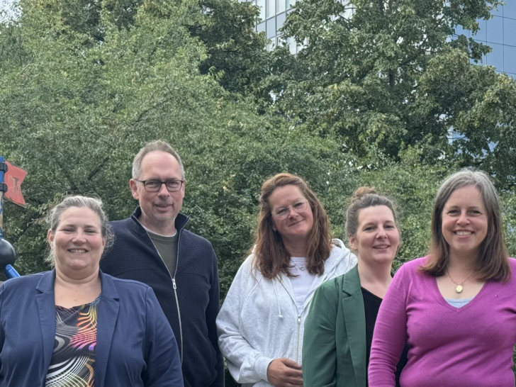 Team Fachbereich Kindertagespflege der Stadt Salzgitter: (von links) Kira Brunke-Michaelsen, Armin Terberger, Wiebke Geschwandner, Jule Hofmann, Sandra Sorrentino (Teamleitung).