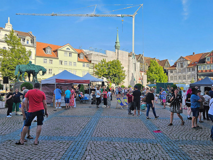 Viele Besucher kamen auf den Stadtmarkt.