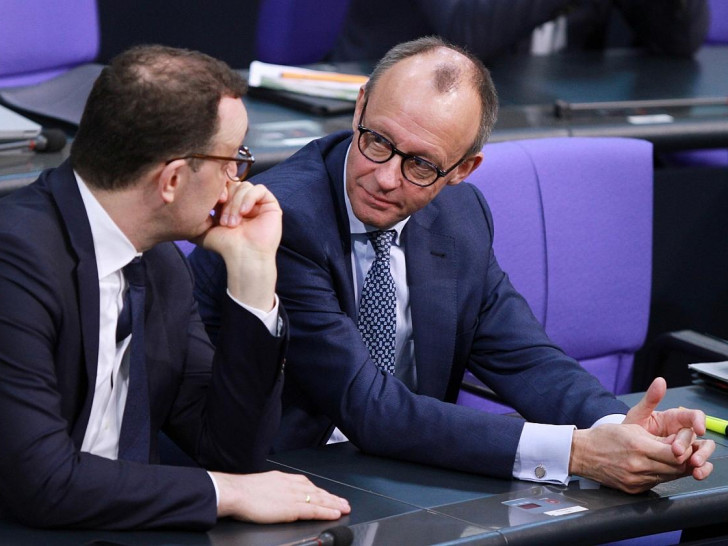 Jens Spahn und Friedrich Merz (Archiv)