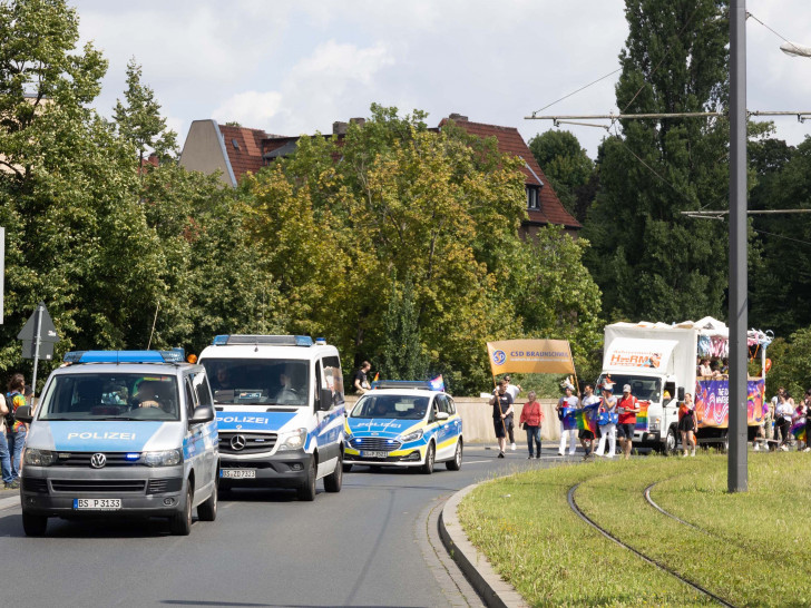 Die Polizei sicherte den Aufzug.