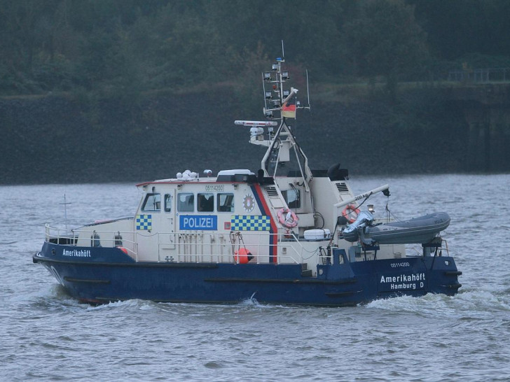 Polizeiboot im Hamburger Hafen (Archiv)